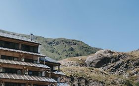 The Crystal Vaya Unique